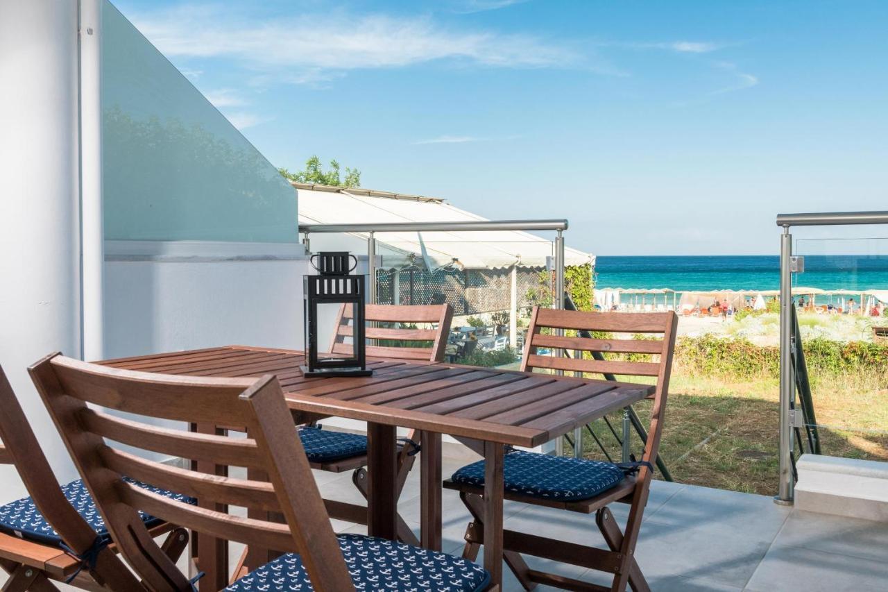 Artemis Beach Apartments Chrysi Ammoudia Extérieur photo